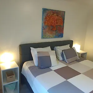 apt-lodgingrivierenhof.brusselshotelsbook.com/
